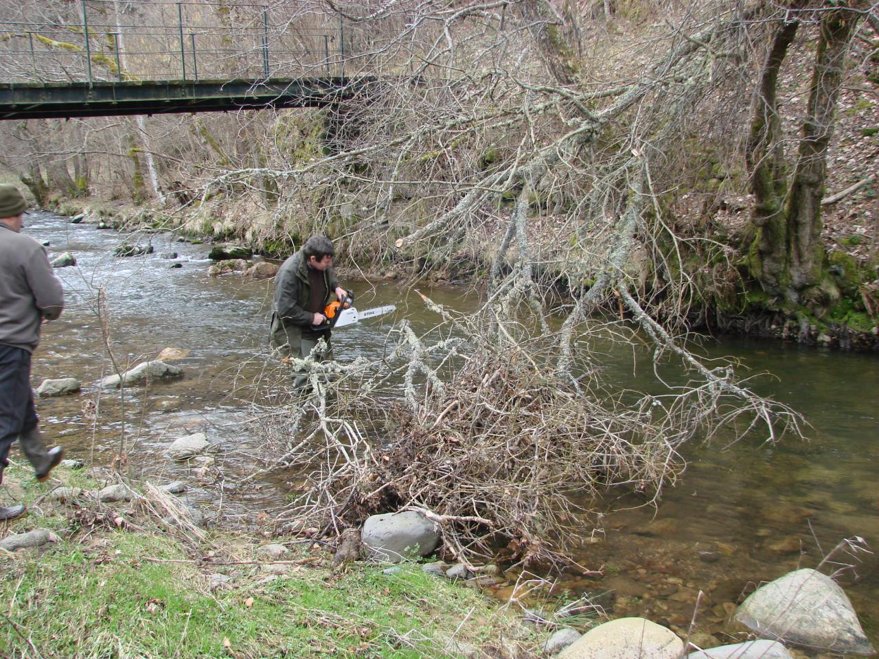 Nettoyage de rivière le 01 Mars 2014