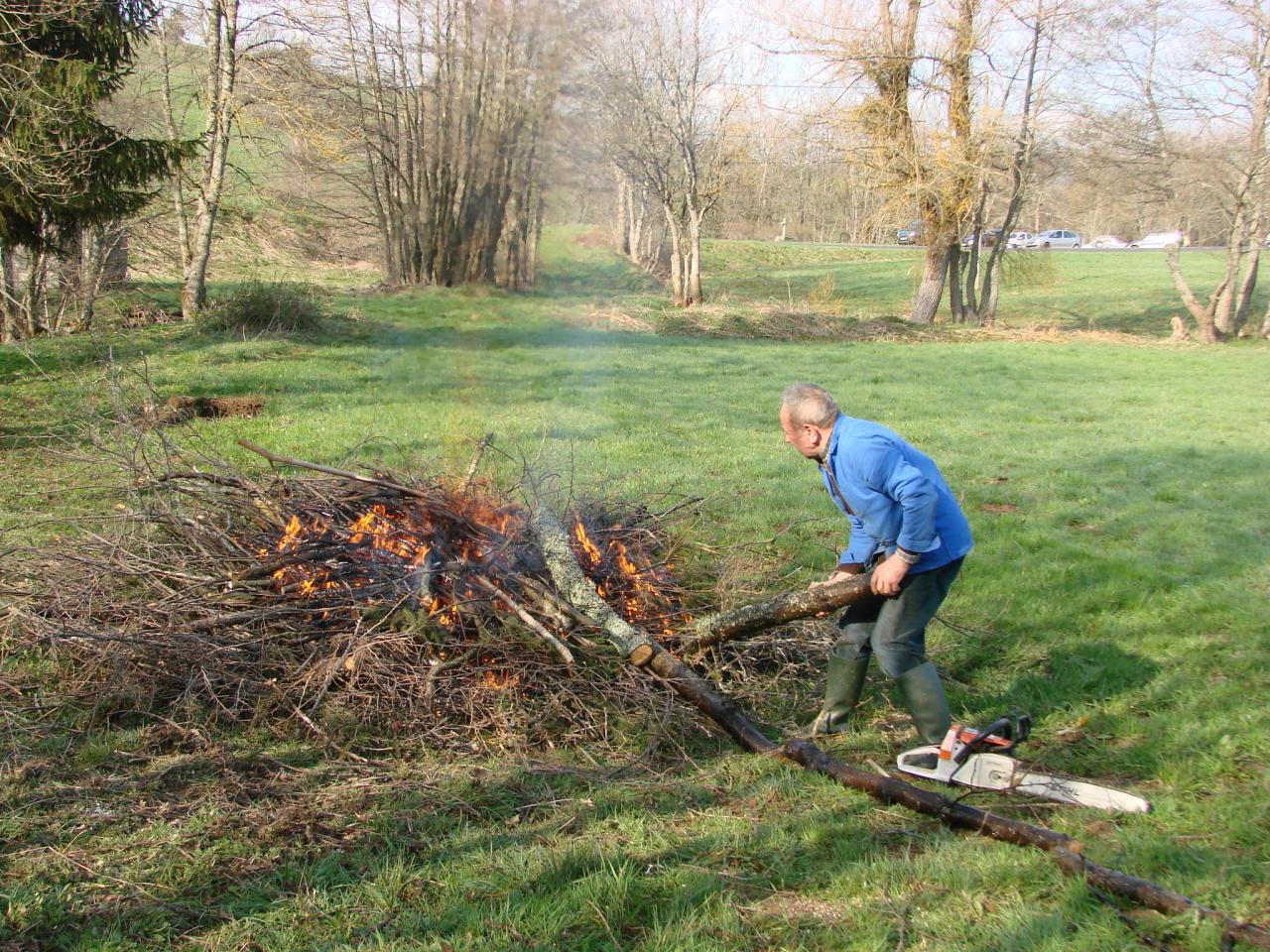 Nettoyage de l'Auze le 12 Avril 2014